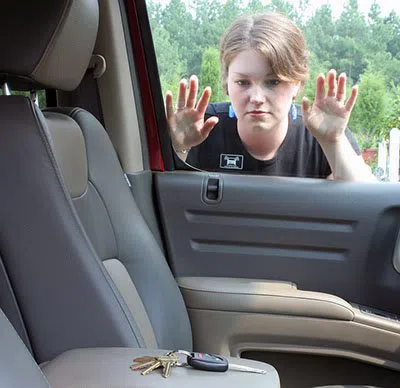 Super Locksmith Services Austin, TX 512-379-7447 Super Locksmith Services Austin, TX 512-379-7447 - 29-20